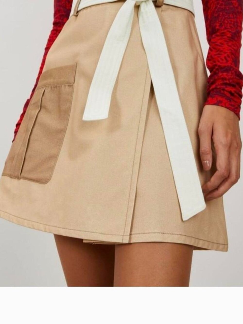 The Kit Cotton Cargo Mini Skirt Belted Size S/ M NWT